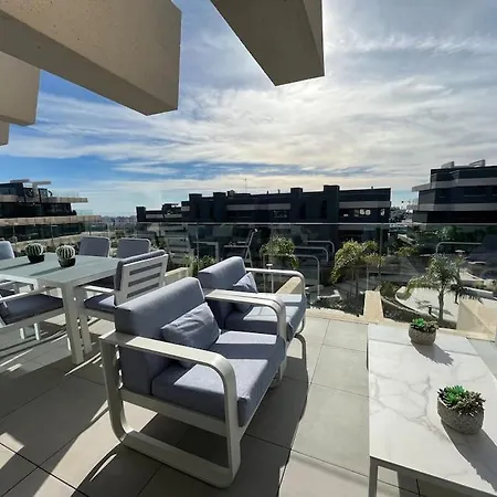 3 Bed With Sea Views